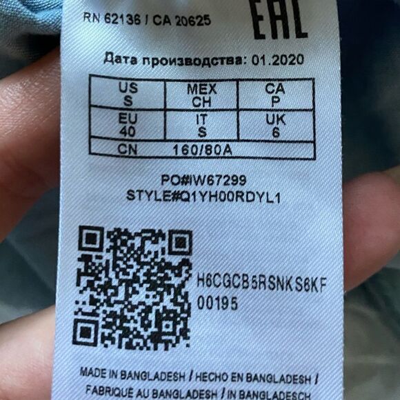 Guess Button Front Top Tie Bottom Womens Size Small - Picture 8 of 9